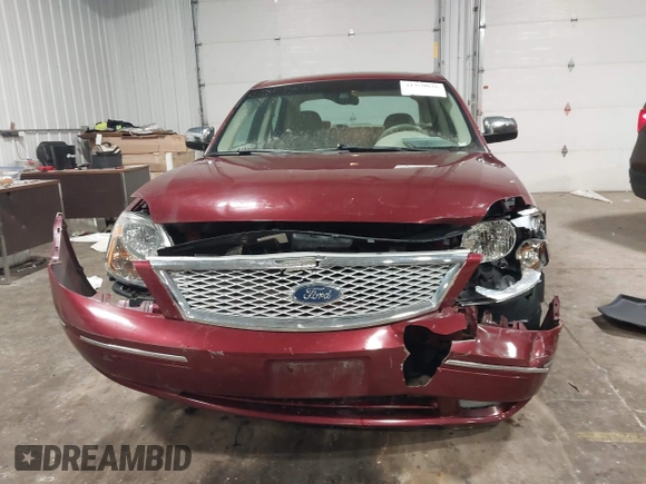 2005 Ford Five Hundred Limited with VIN 1FAFP28195G107776, listed as a IAAI auction lot 41950026 with 114,838 mi miles. Bid and sale history available at carsss.com. Image 12.