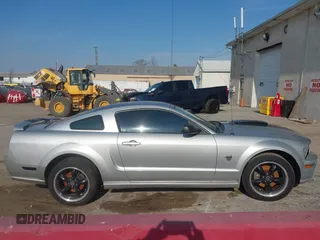 2009 Ford Mustang GT with VIN 1ZVHT82H795128079, listed as a IAAI auction lot 41727791 with 131,495 mi miles and . Bid and sale history available at DreamBid. Image 13.