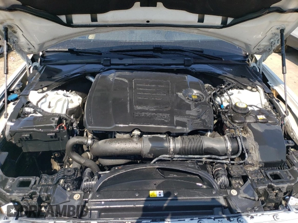 2018 Jaguar XE 25t Prestige with VIN SAJAK4FX4JCP41232, listed as a Copart auction lot 71660334 with 53,207 mi miles and Salvage Title. Bid and sale history available at carsss.com. Image 11.