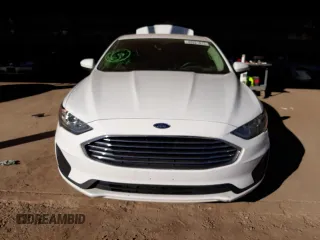 2019 Ford Fusion Hybrid SE with VIN 3FA6P0LU3KR119755, listed as a Copart auction lot 40221613 with 40,799 mi miles. Bid and sale history available at carsss.com. Image 5.