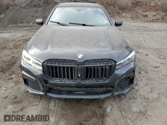 2020 BMW 7 Series 750i xDrive with VIN WBA7U2C05LCD61656, listed as a Copart auction lot 88114005 with 0 mi miles and Salvage Title. Bid and sale history available at carsss.com. Image 5.