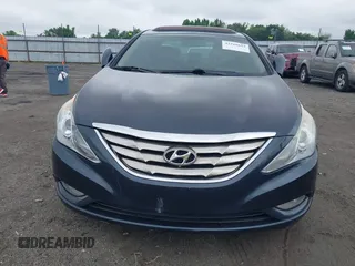 2013 Hyundai Sonata Limited with VIN 5NPEC4AC0DH559912, listed as a IAAI auction lot 42218654 with 156,802 mi miles and . Bid and sale history available at carsss.com. Image 6.