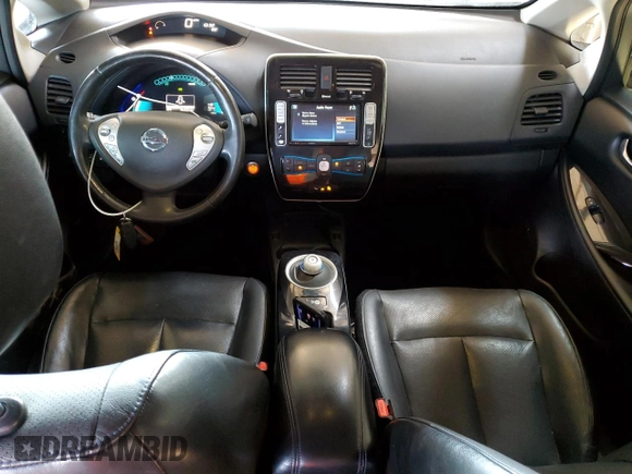 2016 Nissan LEAF S z VIN 1N4BZ0CP2GC306431, wystawiony jako Copart lot #56547235 z przebiegiem 86 000 mil mil oraz Czysty tytuł • Clean title. Historia ofert i sprzedaży dostępna na DreamBid. Obrazek 8.