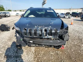 2017 Jeep Cherokee Trailhawk with VIN 1C4PJMBS0HW517406, listed as a Copart auction lot 61254315 with 99,284 mi miles and Clean title. Bid and sale history available at DreamBid. Image 5.