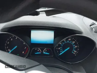 2014 Ford Escape SE with VIN 1FMCU9G91EUB05605, listed as a IAAI auction lot 41479240 with 152,510 mi miles. Bid and sale history available at carsss.com. Image 7.