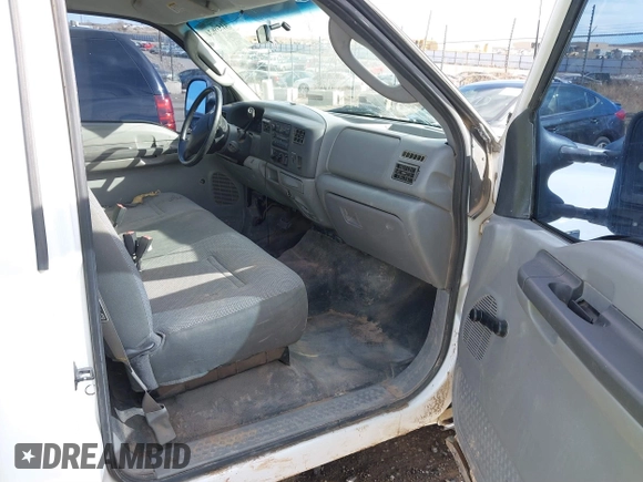 2003 Ford F-250 XL with VIN 3FTNF20L53MB42484, listed as a IAAI auction lot 41539024 with 301,791 mi miles and . Bid and sale history available at DreamBid. Image 5.