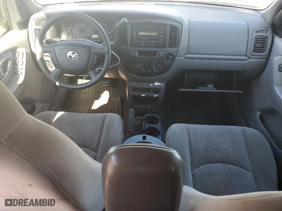 2001 Mazda Tribute LX with VIN 4F2YU08101KM57112, listed as a Copart auction lot 73372454 with 196,098 mi miles and Clean Title. Bid and sale history available at carsss.com. Image 8.
