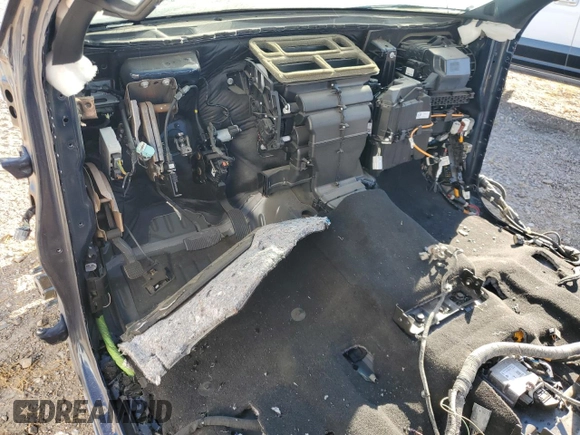 2020 Ford F-250 XL z VIN 1FT8W2BT9LED76157, wystawiony jako Copart lot #79952244 z przebiegiem Nie podano mil oraz Nie do naprawy • Non repairable. Historia ofert i sprzedaży dostępna na DreamBid. Obrazek 8.