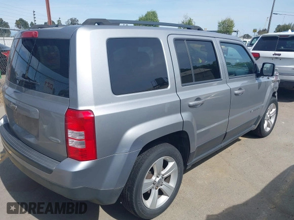 2017 Jeep Patriot Latitude with VIN 1C4NJPFBXHD182248, listed as a IAAI auction lot 41981701 with 82,466 mi miles and . Bid and sale history available at DreamBid. Image 4.