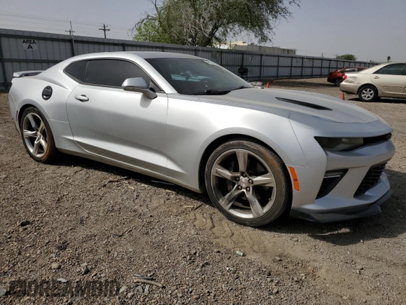 2017 Chevrolet Camaro 2SS z VIN 1G1FH1R73H0139763, wystawiony jako Copart lot #48116415 z przebiegiem 48 256 mil mil oraz Czysty tytuł • Clean title. Historia ofert i sprzedaży dostępna na DreamBid. Obrazek 4.