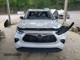2023 Toyota Highlander L with VIN 5TDKDRAH0PS039765, listed as a Copart auction lot 59381995 with 29,982 mi miles and Salvage title. Bid and sale history available at DreamBid. Image 5.
