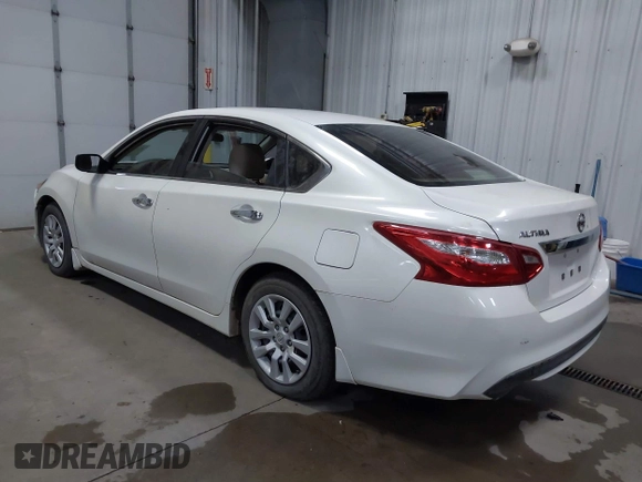 2016 Nissan Altima SR with VIN 1N4AL3AP9GC150406, listed as a IAAI auction lot 42122965 with 168,955 mi miles and . Bid and sale history available at carsss.com. Image 3.