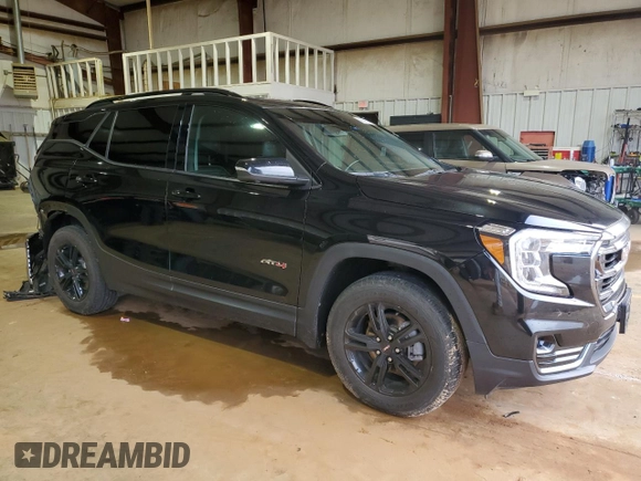 2022 GMC Terrain AT4 with VIN 3GKALYEVXNL197742, listed as a Copart auction lot 86256554 with 35,304 mi miles and Salvage Title. Bid and sale history available at DreamBid. Image 4.