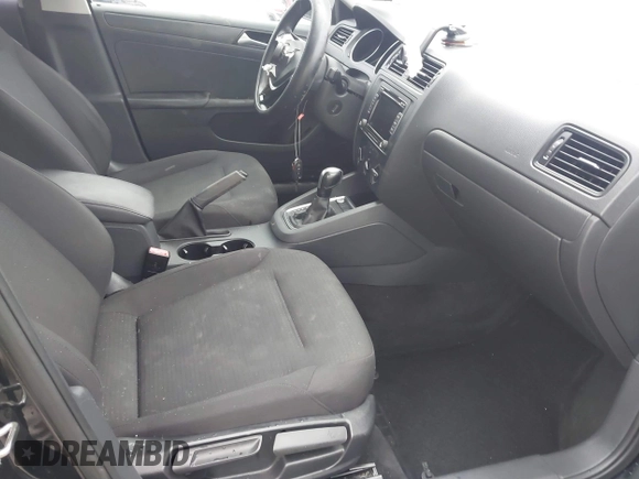 2015 Volkswagen Jetta S с VIN 3VW2K7AJ4FM402870, выставлен на аукционе IAAI как лот 41447931 с пробегом 85 006 миль миль и . История ставок и продаж доступна на DreamBid. Изображение 5.