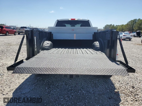 2017 Ford F-350 с VIN 1FTRF3C67HEE07061, выставлен на аукционе Copart как лот 46672235 с пробегом 122 716 миль миль и Списание • Salvage title. История ставок и продаж доступна на DreamBid. Изображение 6.