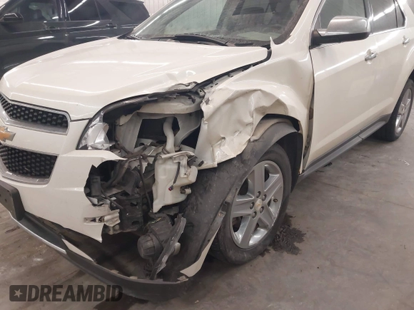 2014 Chevrolet Equinox LTZ with VIN 1GNALDEK3EZ120687, listed as a IAAI auction lot 40981187 with 131,828 mi miles. Bid and sale history available at carsss.com. Image 6.