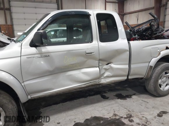 2004 Toyota Tacoma with VIN 5TEWN72N24Z344478, listed as a IAAI auction lot 41548440 with 204,448 mi miles and . Bid and sale history available at DreamBid. Image 6.