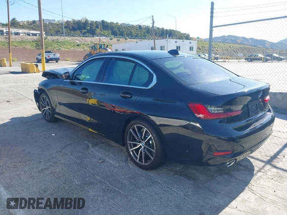 2021 BMW 3 Series 330i с VIN 3MW5R1J08M8B59664, выставлен на аукционе IAAI как лот 41985489 с пробегом 30 514 миль миль и . История ставок и продаж доступна на DreamBid. Изображение 3.