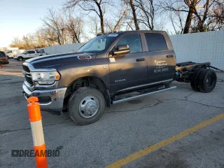 2022 Ram 3500 Tradesman z VIN 3C7WRTCL5NG242585, wystawiony jako Copart lot #81503994 z przebiegiem 54 472 mil mil oraz Szkoda całkowita • Salvage title. Historia ofert i sprzedaży dostępna na DreamBid. Obrazek 1.