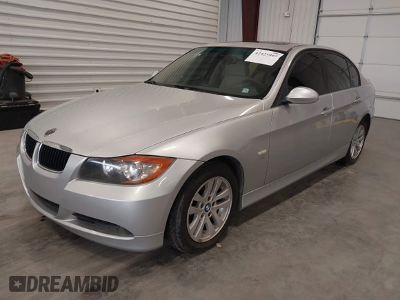 2006 BMW 3 Series 325i with VIN WBAVB17566NK33798, listed as a IAAI auction lot 42425997 with 210,994 mi miles and . Bid and sale history available at DreamBid. Image 2.