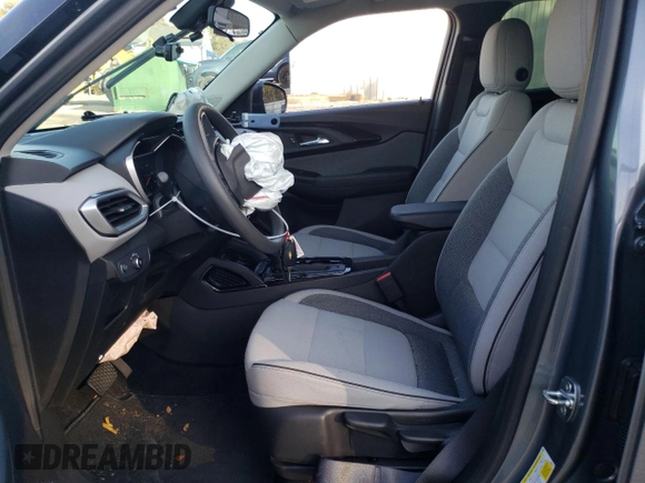 2022 Chevrolet TrailBlazer LS with VIN KL79MMS24NB118479, listed as a Copart auction lot 38055483 with 10,812 mi miles. Bid and sale history available at carsss.com. Image 7.