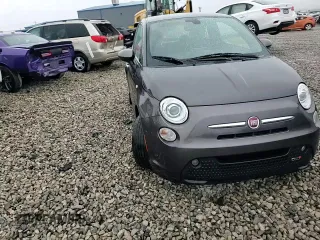 2017 FIAT 500e with VIN 3C3CFFGE0HT600746, listed as a Copart auction lot 55964925 with 30,465 mi miles and Salvage title. Bid and sale history available at DreamBid. Image 13.