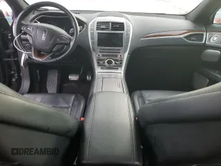 2020 Lincoln MKZ Reserve with VIN 3LN6L5EC1LR619997, listed as a Copart auction lot 81565214 with 42,201 mi miles and Salvage title. Bid and sale history available at DreamBid. Image 8.