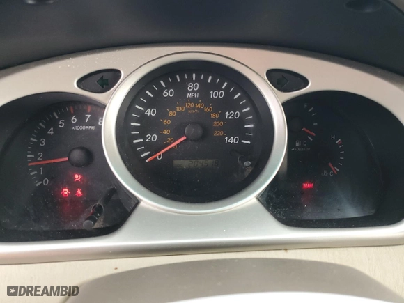 2005 Toyota Highlander with VIN JTEGP21A450046124, listed as a Copart auction lot 45967045 with 204,518 mi miles and Salvage Title. Bid and sale history available at carsss.com. Image 9.