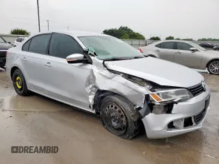 2014 Volkswagen Jetta SE with VIN 3VWD07AJ9EM222507, listed as a Copart auction lot 60340005 with 150,601 mi miles and Salvage title. Bid and sale history available at DreamBid. Image 4.