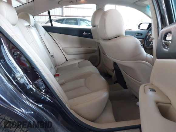 2012 Nissan Maxima SV z VIN 1N4AA5AP9CC848994, wystawiony jako IAAI lot #42396712 z przebiegiem 68 814 mil mil oraz . Historia ofert i sprzedaży dostępna na DreamBid. Obrazek 8.