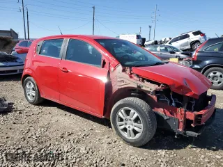 2013 Chevrolet Sonic LT with VIN 1G1JC6SH1D4160669, listed as a Copart auction lot 49677885 with 100,233 mi miles and Salvage Title. Bid and sale history available at carsss.com. Image 4.