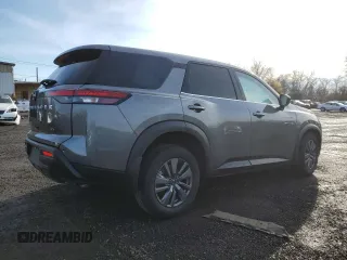2024 Nissan Pathfinder S z VIN 5N1DR3AC1RC275076, wystawiony jako Copart lot #82521824 z przebiegiem 16 240 mil mil oraz Szkoda całkowita • Salvage title. Historia ofert i sprzedaży dostępna na DreamBid. Obrazek 3.