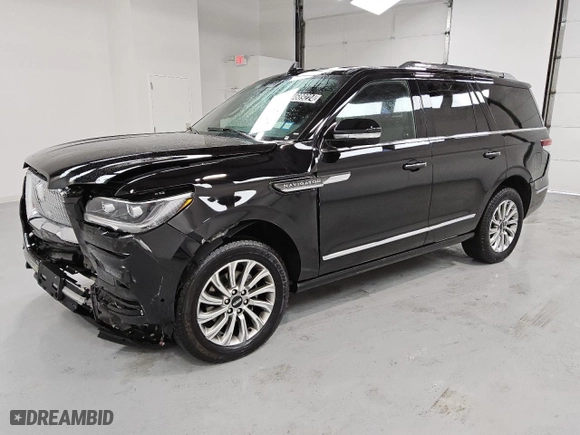 2024 Lincoln Navigator Premiere with VIN 5LMJJ2NG7REL11114, listed as a Copart auction lot 84689224 with 10,421 mi miles and Clean Title. Bid and sale history available at carsss.com. Image 1.