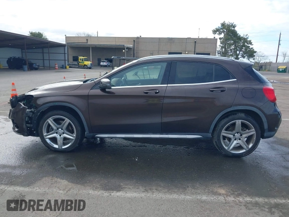 2015 Mercedes-Benz GLA 250 z VIN WDCTG4GB4FJ107864, wystawiony jako IAAI lot #41709927 z przebiegiem 102 070 mil mil oraz . Historia ofert i sprzedaży dostępna na DreamBid. Obrazek 15.