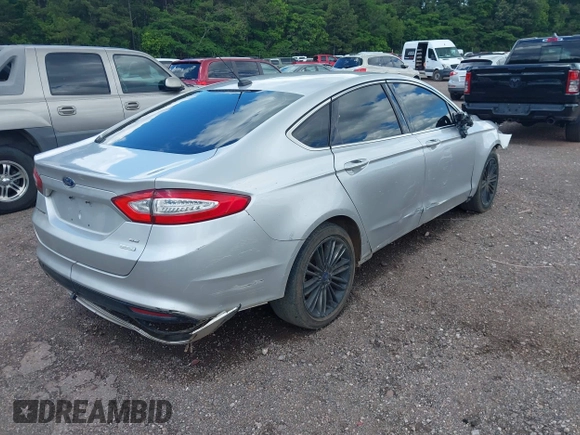 2014 Ford Fusion SE with VIN 3FA6P0H93ER299697, listed as a IAAI auction lot 42139387 with Not Provided miles and . Bid and sale history available at carsss.com. Image 4.