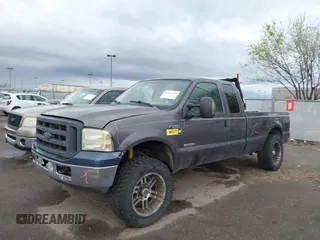 2004 Ford F-250 XL с VIN 1FTNX21P14ED30876, выставлен на аукционе IAAI как лот 41973059 с пробегом 242 959 миль миль и . История ставок и продаж доступна на DreamBid. Изображение 2.