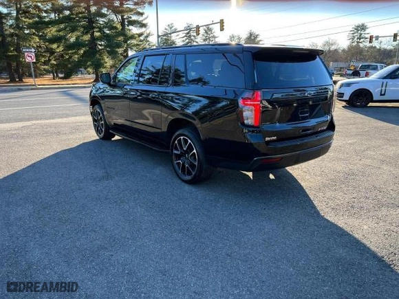 2021 Chevrolet Suburban RST with VIN 1GNSKEKD0MR457206, listed as a Copart auction lot 42366525 with 139,570 mi miles and Clean Title. Bid and sale history available at carsss.com. Image 3.