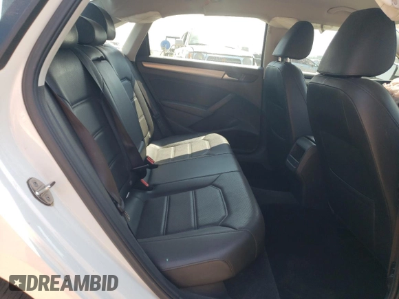 2015 Volkswagen Passat Wolfsburg Edition with VIN 1VWAS7A3XFC114625, listed as a Copart auction lot 60321585 with 81,940 mi miles and Salvage title. Bid and sale history available at DreamBid. Image 10.