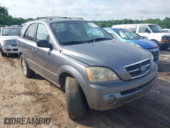 2006 Kia Sorento LX z VIN KNDJD733565594023, wystawiony jako IAAI lot #42375621 z przebiegiem 129 468 mil mil oraz . Historia ofert i sprzedaży dostępna na DreamBid. Obrazek 1.