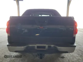 2005 Chevrolet Avalanche LS with VIN 3GNEC12Z55G294309, listed as a Copart auction lot 73583104 with 184,892 mi miles and Clean Title. Bid and sale history available at carsss.com. Image 6.