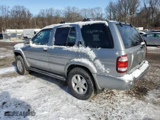 2001 Nissan Pathfinder SE with VIN JN8DR09Y61W612433, listed as a Copart auction lot 89062135 with 81,392 mi miles and Salvage Title. Bid and sale history available at carsss.com. Image 2.