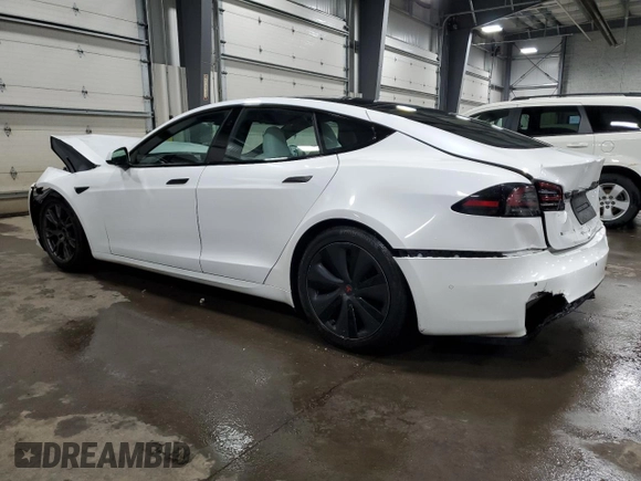 2023 Tesla Model S с VIN 5YJSA1E5XPF500758, выставлен на аукционе Copart как лот 51654685 с пробегом 25 390 миль миль и Списание • Salvage title. История ставок и продаж доступна на DreamBid. Изображение 2.