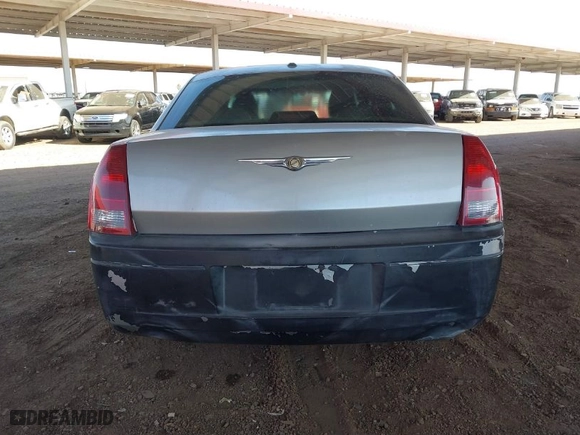 2006 Chrysler 300 Touring with VIN 2C3KA53G86H538451, listed as a IAAI auction lot 41702401 with NaN miles. Bid and sale history available at carsss.com. Image 16.