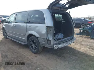 2017 Dodge Grand Caravan GT with VIN 2C4RDGEG2HR632395, listed as a IAAI auction lot 41817521 with 119,305 mi miles and . Bid and sale history available at DreamBid. Image 3.