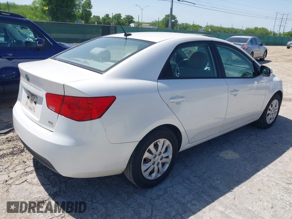 2013 Kia Forte EX with VIN KNAFU4A23D5726320, listed as a IAAI auction lot 42075154 with 160,416 mi miles. Bid and sale history available at carsss.com. Image 4.