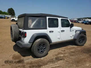 2019 Jeep Wrangler Unlimited Sport Altitude with VIN 1C4HJXDG5KW629768, listed as a Copart auction lot 51222705 with 197,882 mi miles and Salvage title. Bid and sale history available at DreamBid. Image 3.
