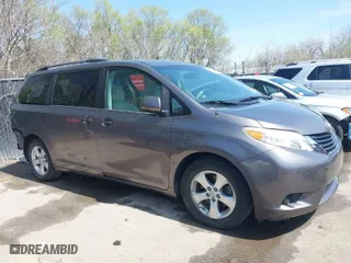 2013 Toyota Sienna LE AAS with VIN 5TDKK3DC1DS308855, listed as a IAAI auction lot 41891771 with 160,019 mi miles. Bid and sale history available at carsss.com. Image 14.