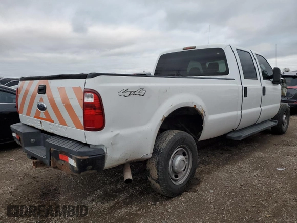 2010 Ford Super Duty F-250 SRW XL with VIN 1FTSW2B58AEB00797, listed as a Copart auction lot 79393854 with 320,987 mi miles and Salvage Title. Bid and sale history available at carsss.com. Image 3.