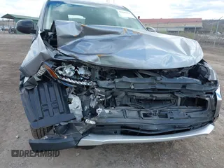 2018 Mitsubishi Outlander ES z VIN JA4AZ3A36JJ004547, wystawiony jako IAAI lot #42048456 z przebiegiem 82 379 mil mil oraz . Historia ofert i sprzedaży dostępna na DreamBid. Obrazek 6.
