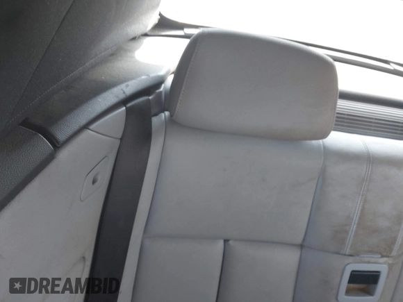 2010 BMW 1 Series 128i with VIN WBAUN1C55AVH81750, listed as a IAAI auction lot 42411484 with 124,432 mi miles and . Bid and sale history available at DreamBid. Image 8.